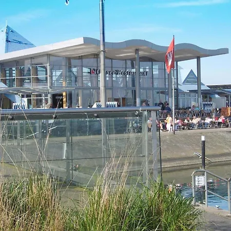 Zeltdachhaus Mit W_lan In Strandna Casa vacanze Damp